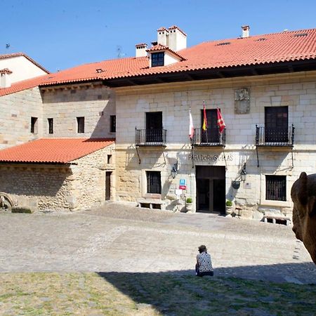 Hotel Parador De Santillana Gil Blas Santillana del Mar Exterior foto