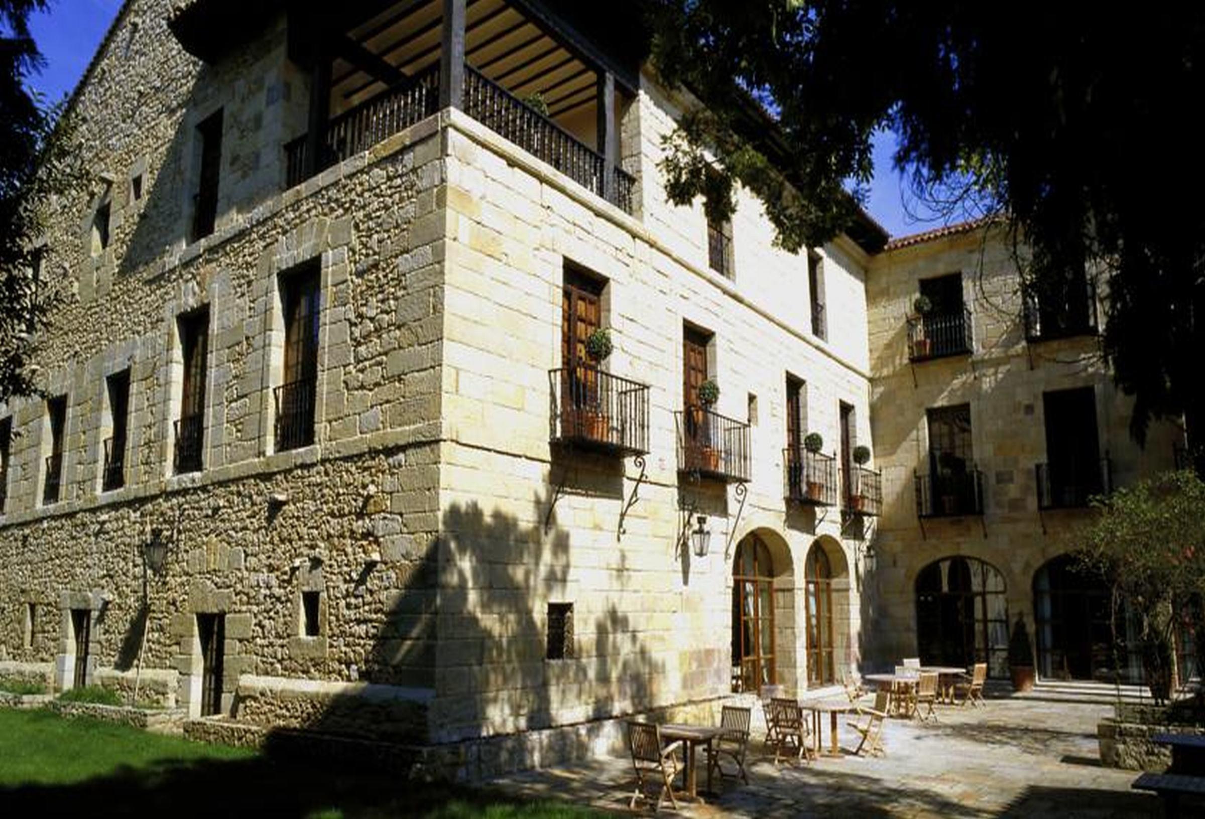 Hotel Parador De Santillana Gil Blas Santillana del Mar Exterior foto